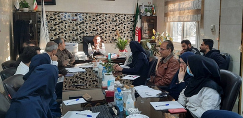 برگزاری مانور دور میزی جهت آمادگی بیشتر در مقابل بحران و بلایای احتمالی در بیمارستان شهدای گمنام